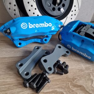 323mm Przód 4 tłok BREMBO / Konfigurator / A3 / TT / Ibiza / Leon / Toledo / Fabia / Octavia / Roomster / Bora / Golf / Polo
